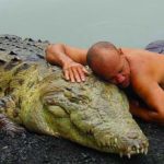 人間と動物の驚くべき関係6選