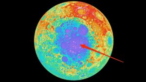 月の裏側で、奇妙な物を発見！