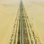 中国人が無人の砂漠地帯に446キロメートルもの道をつくった理由   前代未聞のタリム砂漠公路