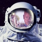 大事なのは宇宙か、それとも人類か?