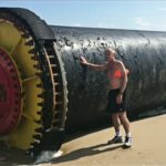 海岸に打ち上げられたナゾの物体４選