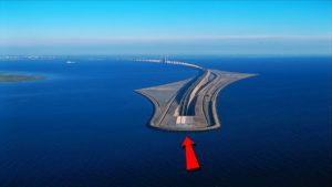 世界のもっとも危険で驚くべき道路トップ6