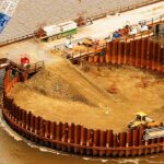 水上に架かる巨大な橋ができるまで