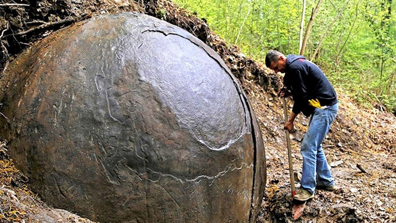 謎の石の球！驚くべき考古学の発見集