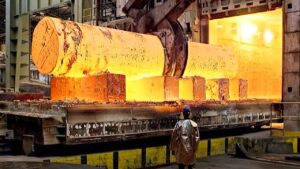 目が離せない魅惑の機械と生産工程!