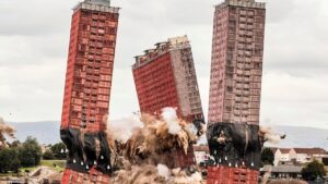 爆破解体！ビルや建造物の騒々し過ぎる解体集！