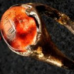 研究者が困惑した驚くべき古代の遺物や奇妙な発見！