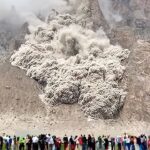 カメラがとらえた大規模な地滑り15選