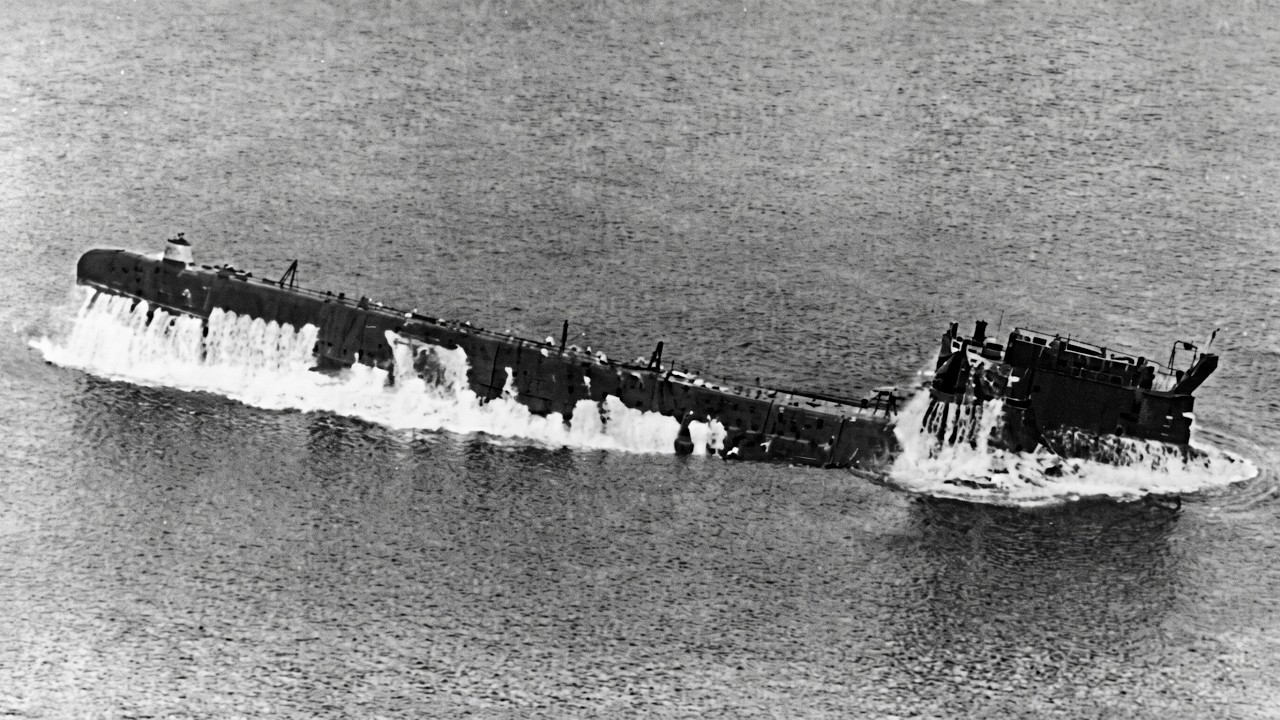 この悲劇は隠されていた！商船が極秘潜水艦を沈めた経緯とは